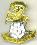 YORKSHIRE REGIMENT Cap Badge NEW